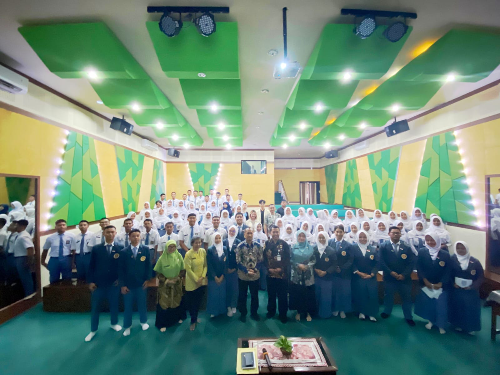 Dr. Hari Widiyanto, S.H., M.S.I. Jadi Narasumber GAMUDARKUM di SMAN 1 Purworejo: Membangun Kesadaran Hukum Sejak Dini Menuju Perkawinan yang Bertanggung Jawab